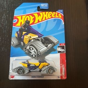 Hot Wheels Rescue Yellow Snow Stormer 3/10 145/250